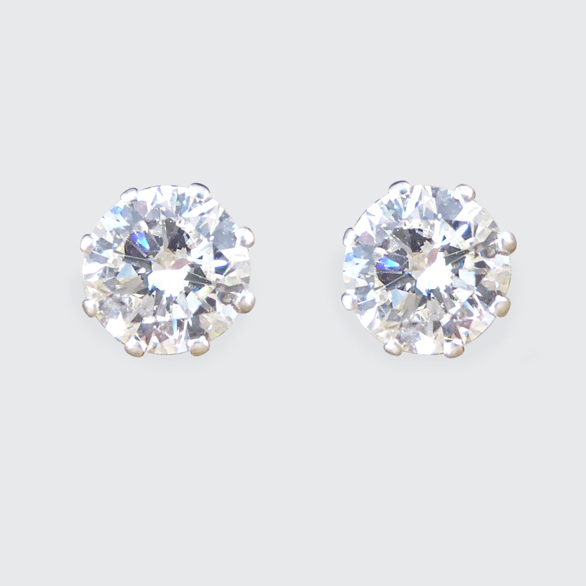 1.80ct Round Brilliant Cut Diamond Stud Earrings in Platinum