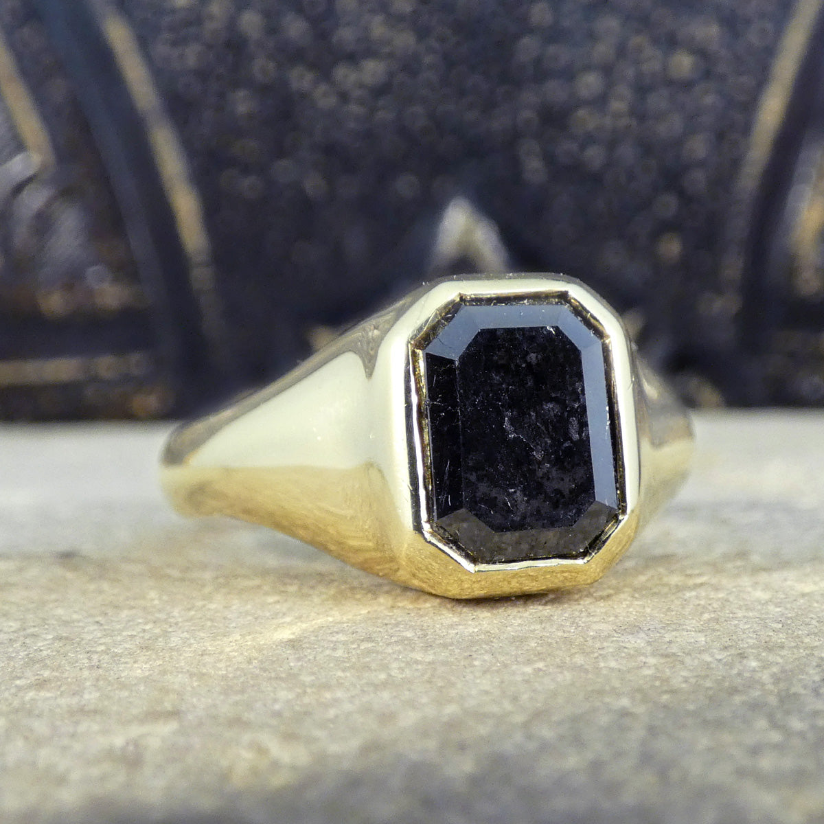 Classic Gents Signet Ring with Black Diamond in 18ct Yellow Gold