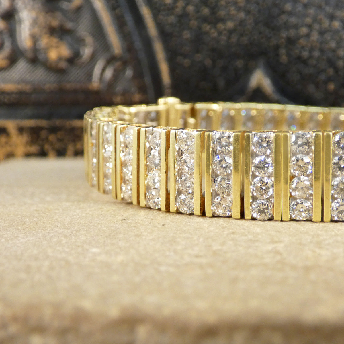 Vintage 8.20ct Diamond Panel Link Bracelet in 14ct Yellow Gold