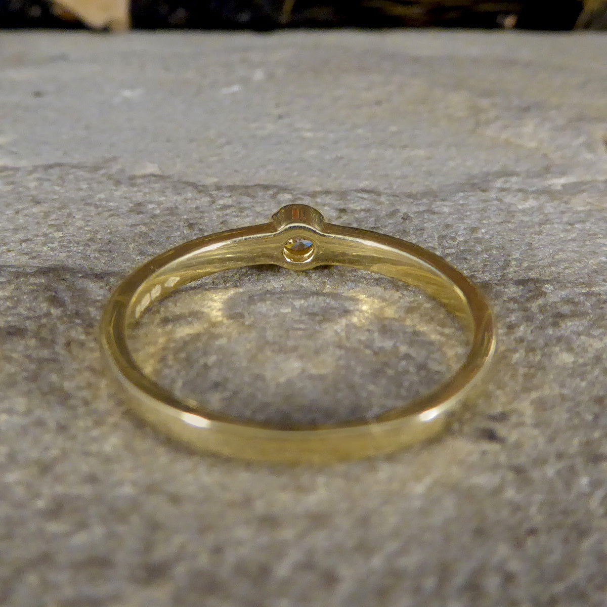 Diamond Single Stone Ring in Yellow Gold Bezel Setting