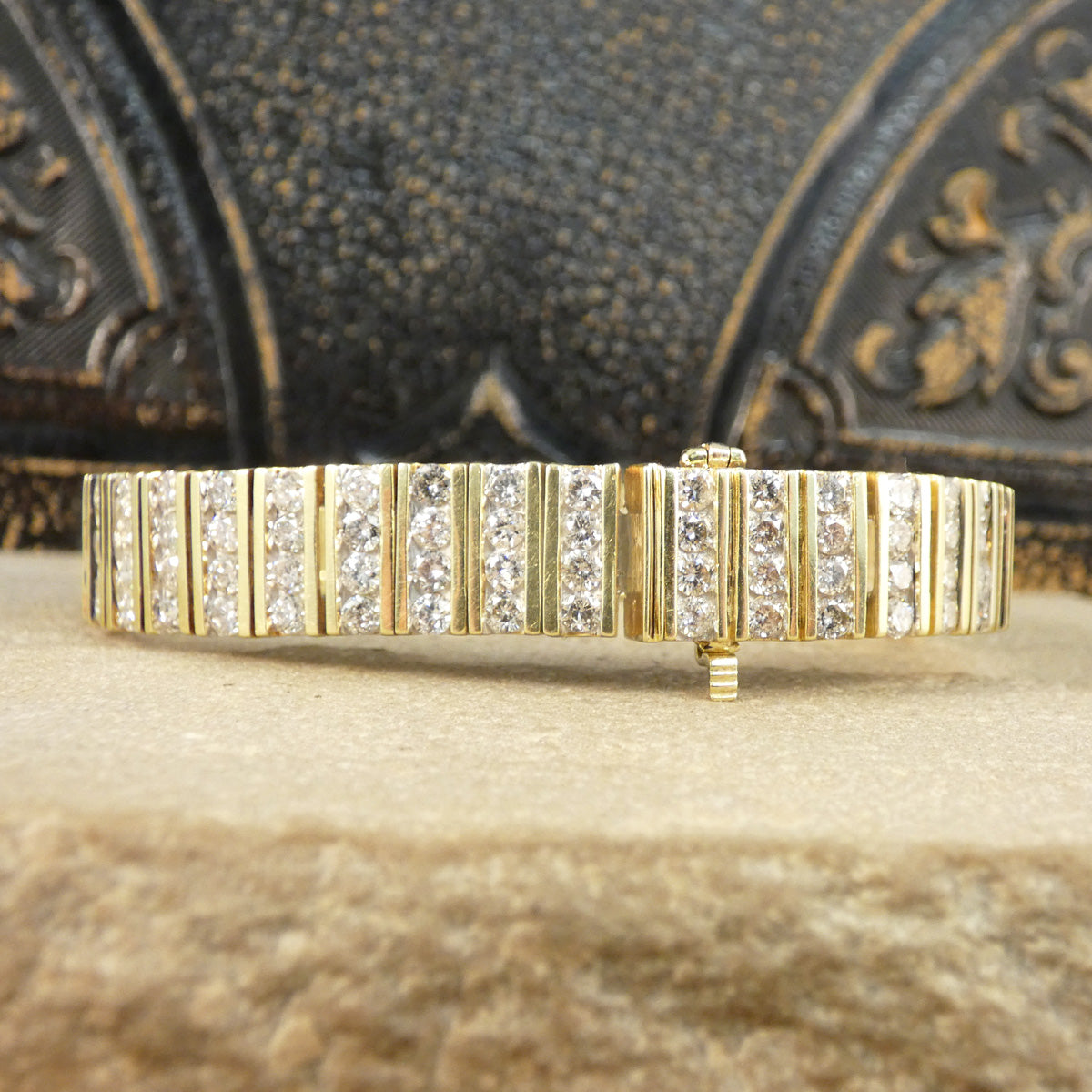 Vintage 8.20ct Diamond Panel Link Bracelet in 14ct Yellow Gold