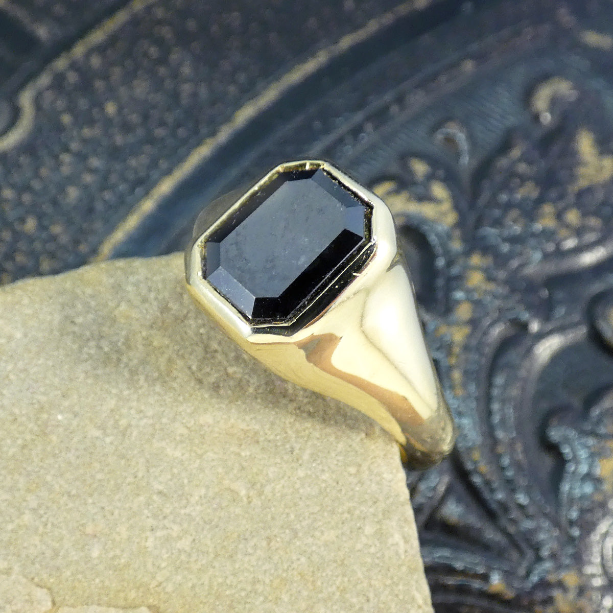 Classic Gents Signet Ring with Black Diamond in 18ct Yellow Gold