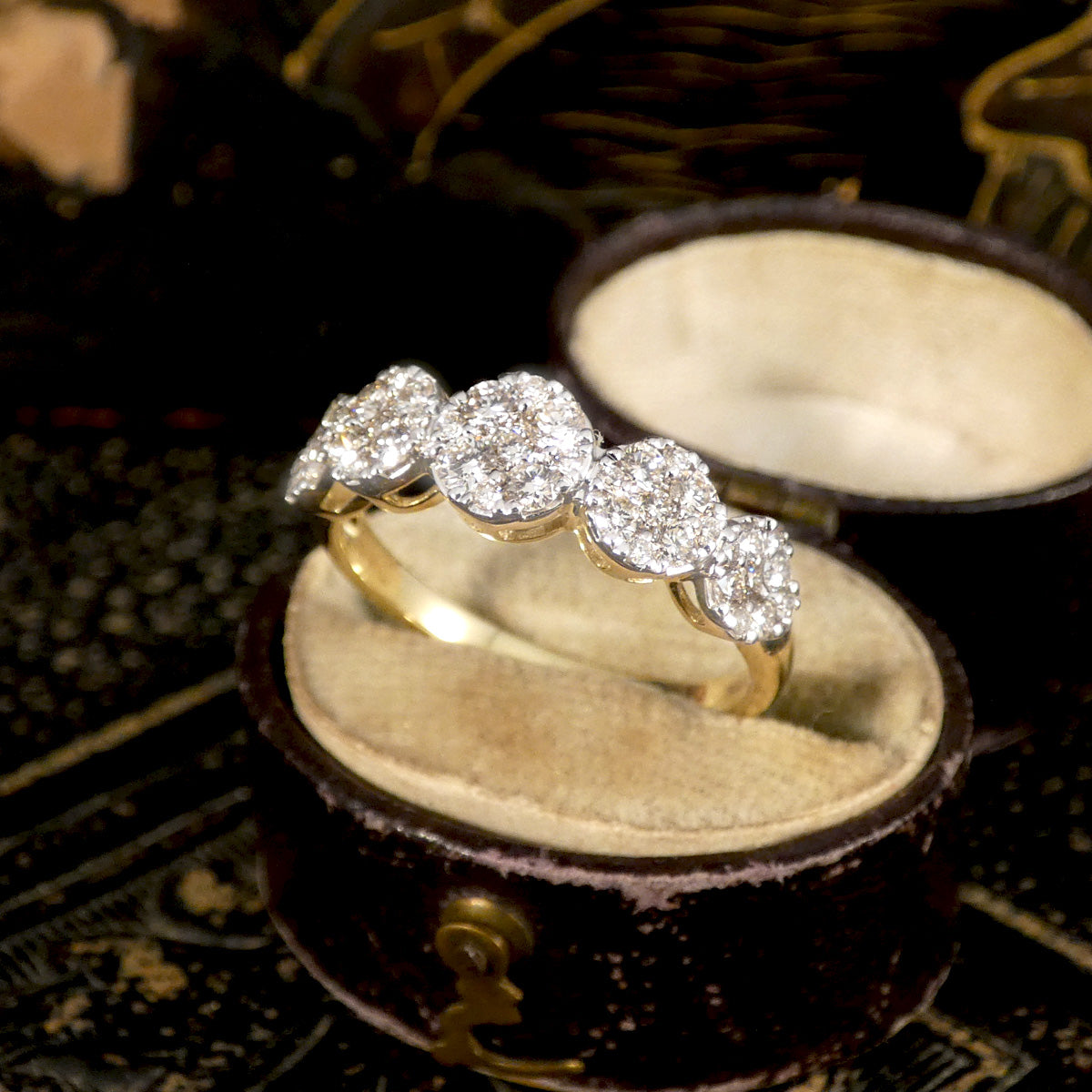 Five Stone Diamond Illusion Cluster Ring in Yellow Gold