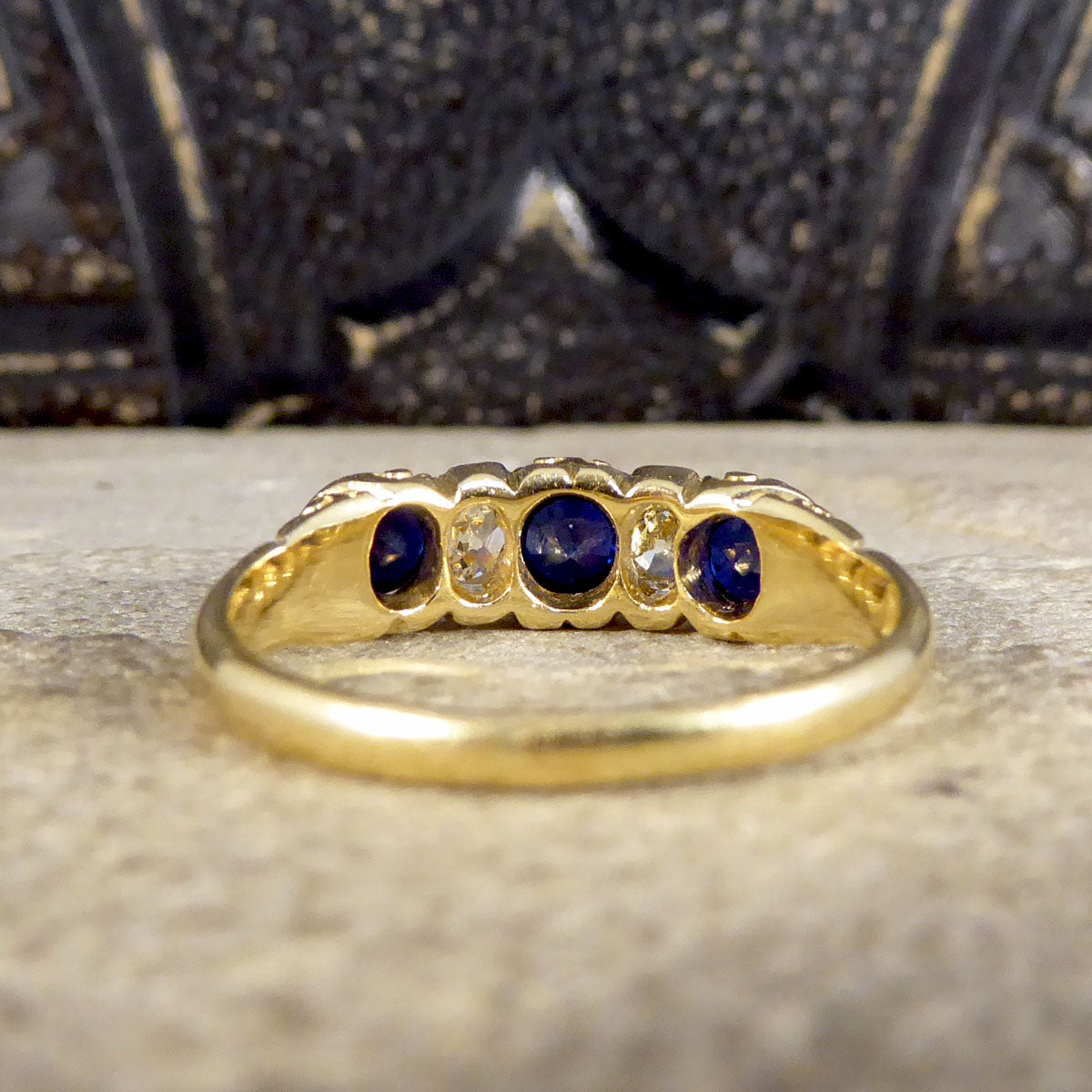 Antique Late Victorian Sapphire and Diamond Five Stone Ring in 18ct Yellow Gold