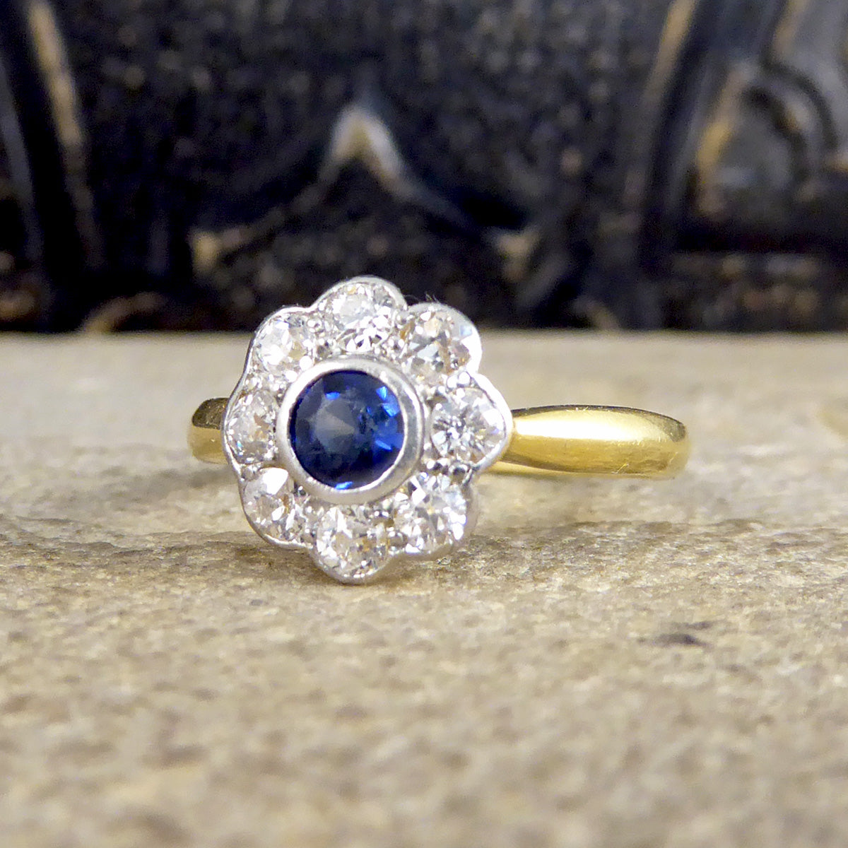 Art Deco Sapphire and Diamond Cluster ring in 18ct Yellow Gold