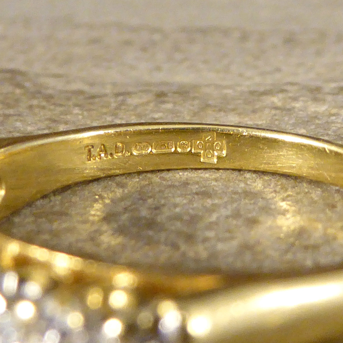 Brilliant Cut Seven Stone Diamond Millennium Ring in 18ct Yellow Gold