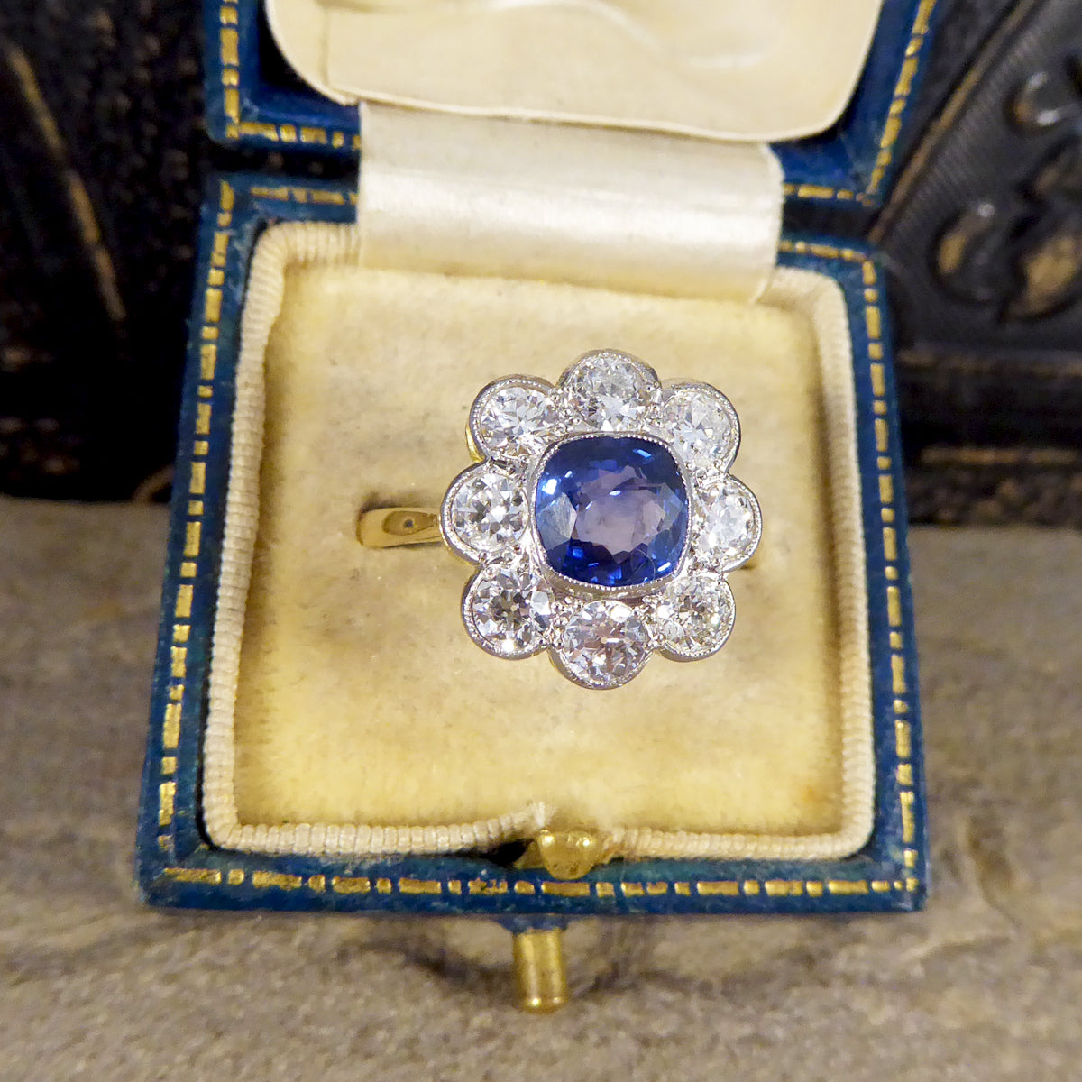 Contemporary 1.40ct Sapphire and 1.35ct Diamond Cluster Ring in 18ct Gold